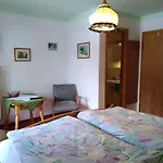 בית הארחה Haus Kehlstein 3*