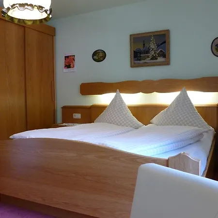 Haus Kehlstein Guest house *
