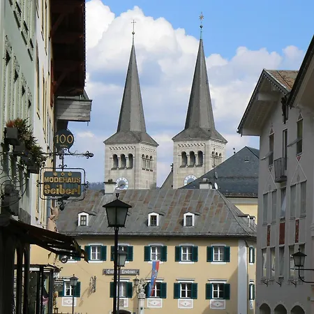 Haus Kehlstein 3*