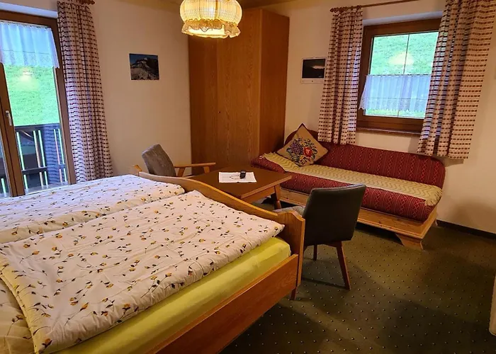 Πανσιόν Haus Kehlstein 3*