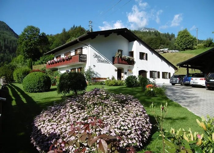 Πανσιόν Haus Kehlstein 3*